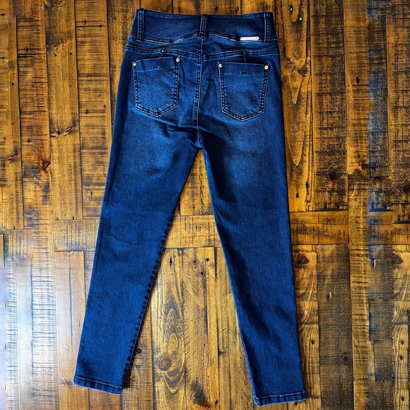 Studio F new arrivals Jeans Sizes in 8/10 - Picture 4 of 6